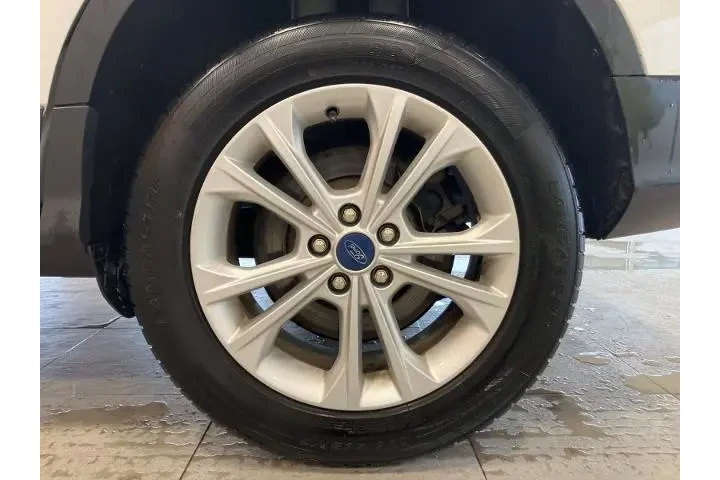 $14900 : Ford Escape 2019 AWD SE 4dr image 9