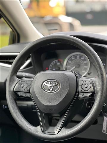 $14950 : Se vende Toyota Corolla image 4