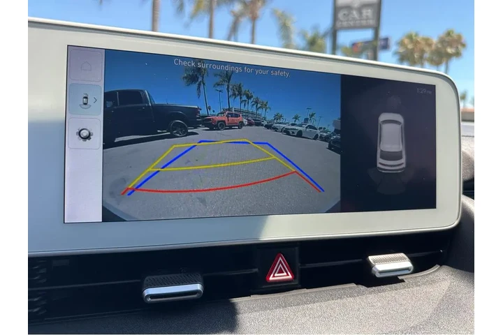 $27997 : 2023 IONIQ 5 SEL image 7