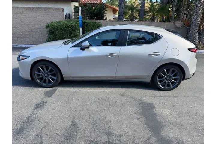 $19744 : Mazda Mazda3 Hatchback 2023 image 9