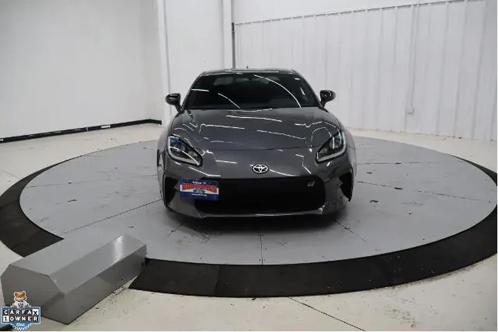 $28995 : Toyota GR86 2023 2dr Coupe 6 image 9
