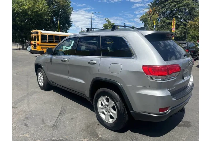 $13990 : 2016 Grand Cherokee Laredo image 4