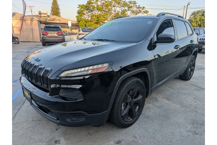 $11995 : 2017 Cherokee Sport FWD image 2