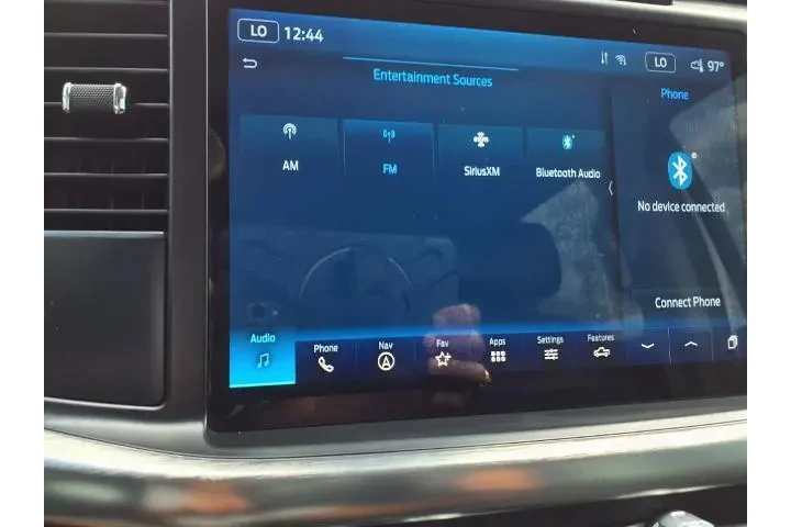 $39988 : Ford F-150 2023 4x4 Lariat 4 image 7