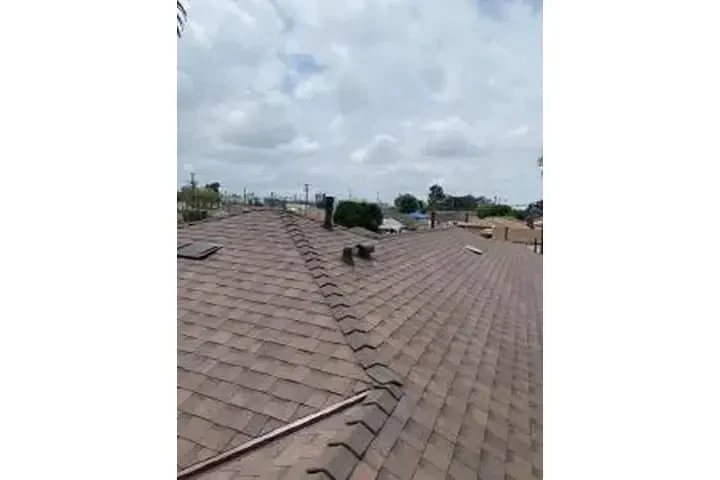 🌟🏠 SANTA CRUZ ROOFING 🏠🌟 image 7