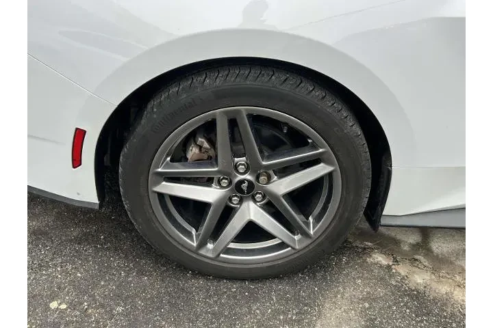 $35889 : Ford Mustang 2024 EcoBoost 2 image 7