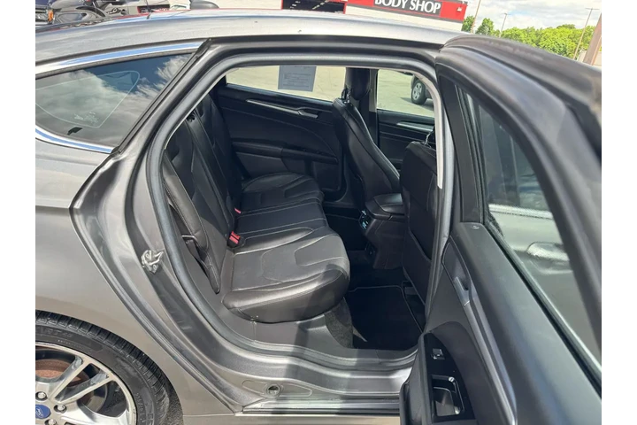 $7980 : 2013 Fusion 4dr Sdn Titanium image 9