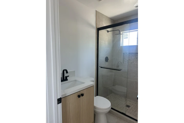 $2400 : Se renta apartamento image 8