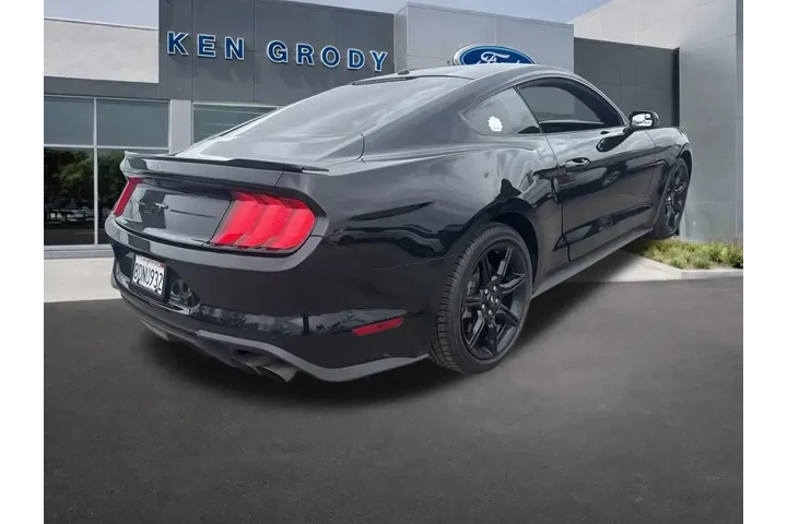 $33976 : Ford Mustang 2018 GT 2dr Fas image 4