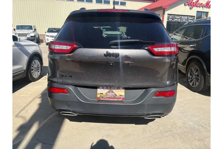 $10950 : 2018 Cherokee Latitude image 6