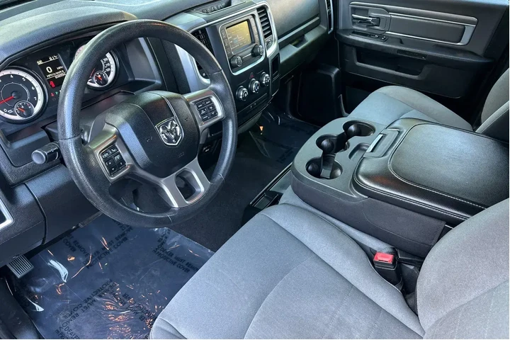 $24997 : Ram 1500 Classic 2022 4x2 SL image 9