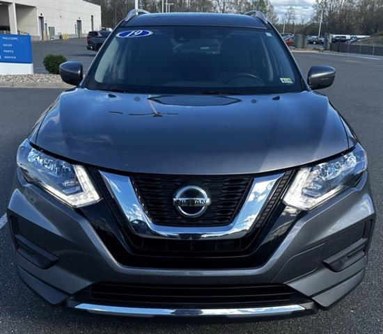 $16897 : PRE-OWNED 2019 NISSAN ROGUE S image 8