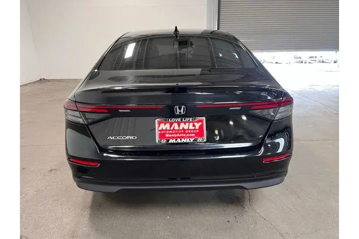 $23939 : Honda Accord 2023 image 4