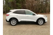 $15911 : Ford Escape 2022 AWD SE 4dr thumbnail