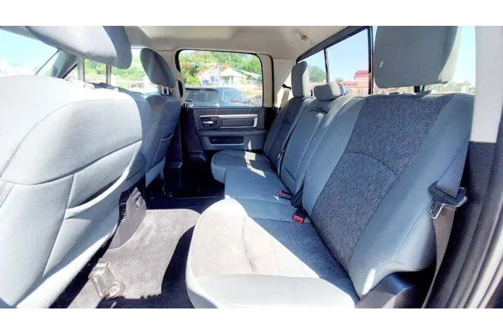 $13990 : 2015 RAM 1500 Lone Star image 10