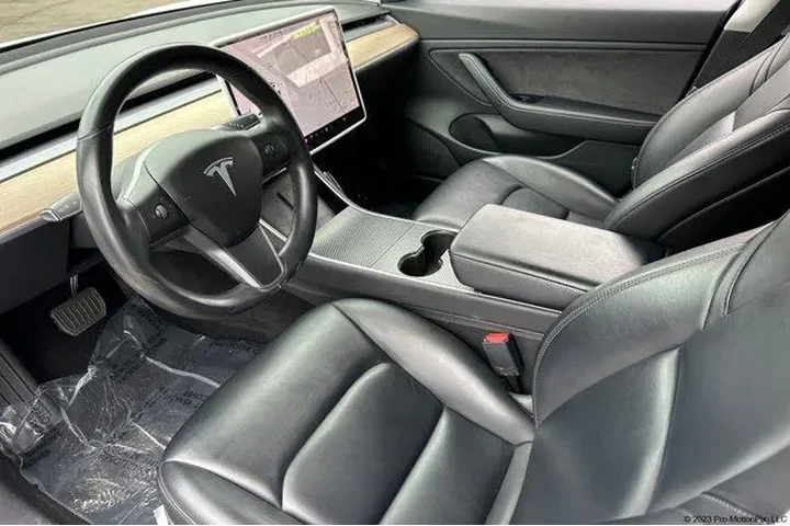 $20998 : Tesla Model 3 2019 Mid Range image 10