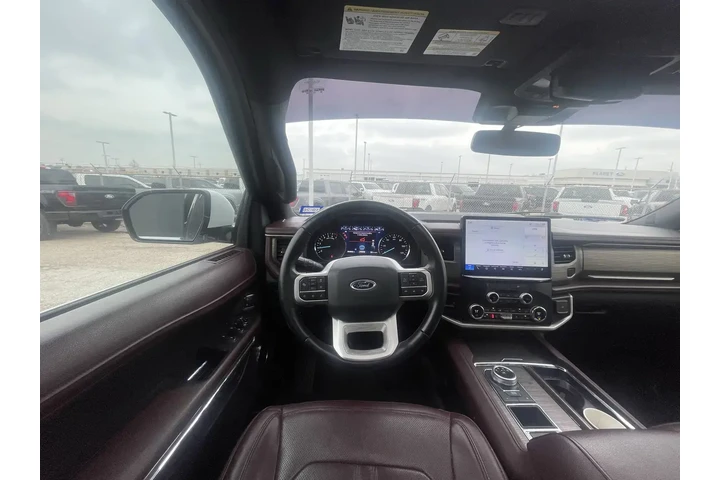 $39559 : Ford Expedition 2022 4x2 Lim image 5