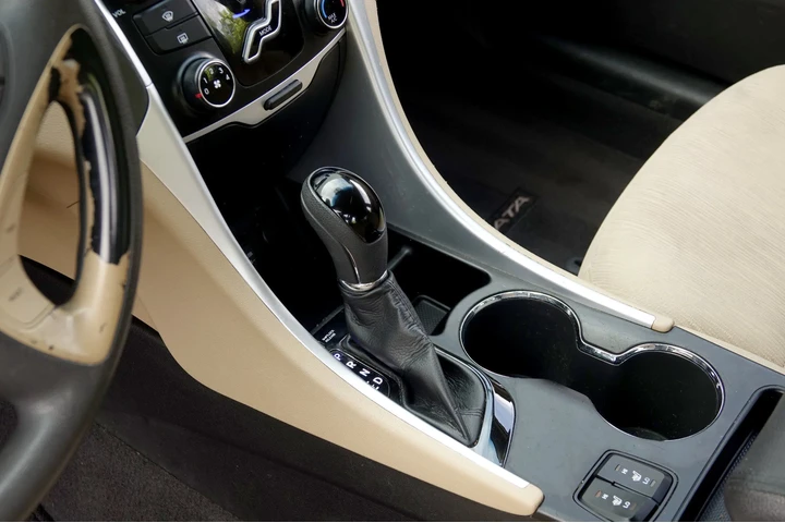 $7995 : 2013 Sonata GLS image 9