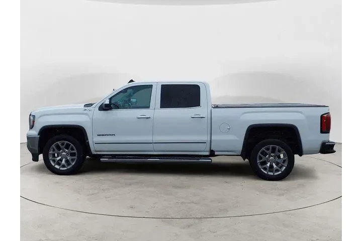 $36888 : GMC Sierra 1500 2018 4x4 SLT image 2