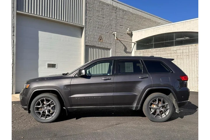 $21538 : Jeep Grand Cherokee 2021 4x4 image 2