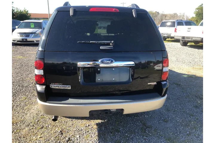 $4595 : 2007 Explorer Eddie Bauer image 7