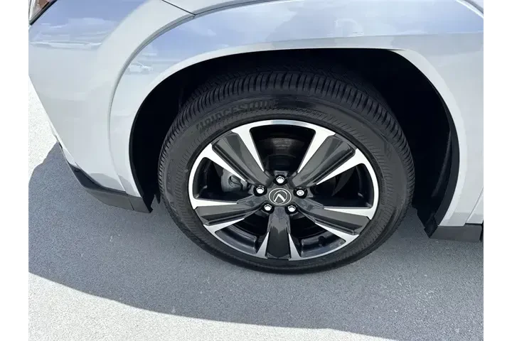 $39388 : Lexus UX 300h 2025 Premium 4 image 10