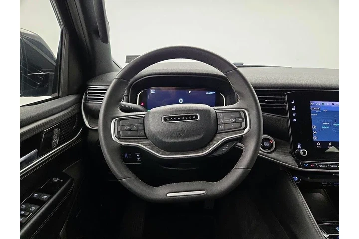 $39998 : Jeep Wagoneer L 2023 4x4 Ser image 10