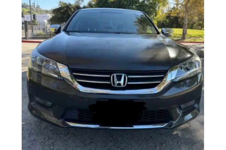 $4000 : Honda Accord 2015 image 1