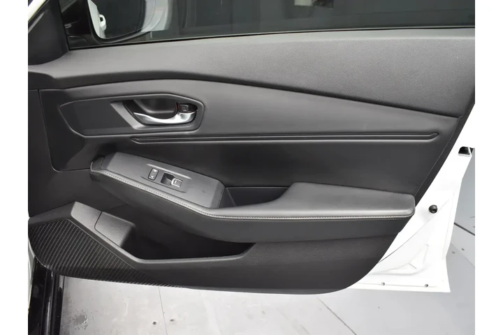 $24418 : Honda Accord Hybrid 2024 Spo image 6