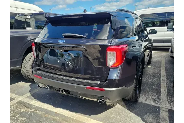 $29990 : Ford Explorer 2022 ST-Line 4 image 3