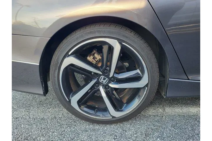 $19343 : Honda Accord 2018 Sport 4dr image 7