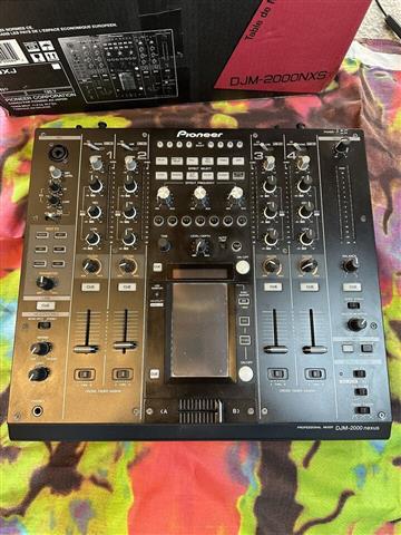 Pioneer DJM-2000NXS Mezclador image 1