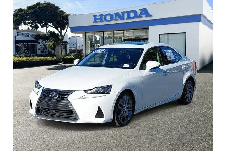 $24185 : Lexus IS 300 2020 4dr Sedan image 1