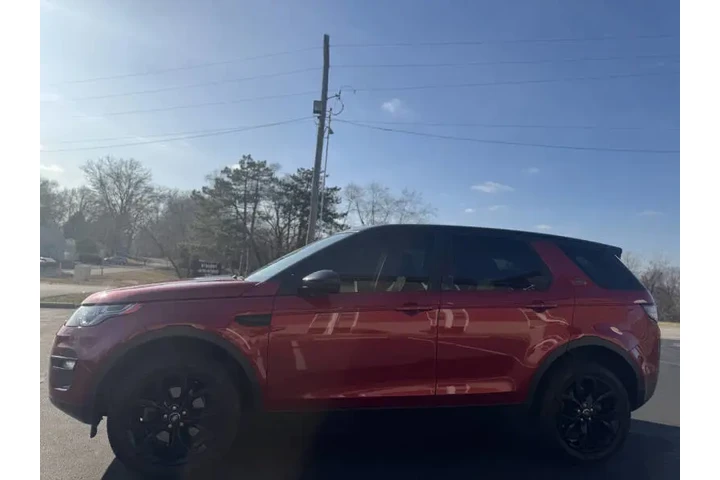 $8999 : 2017 Land Rover Discovery Spo image 10