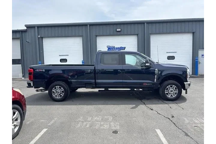 Ford F-350 Super Duty 2024 4 image 2