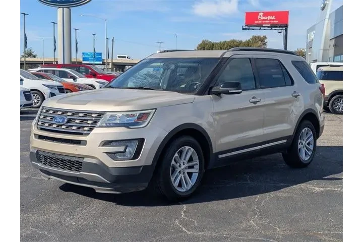$14988 : Ford Explorer 2017 XLT 4dr S image 3