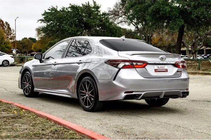 $23270 : Toyota Camry 2024 SE 4dr Sed image 7