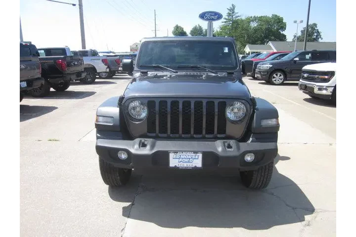 $32521 : Jeep Wrangler 2024 4x4 Sport image 2