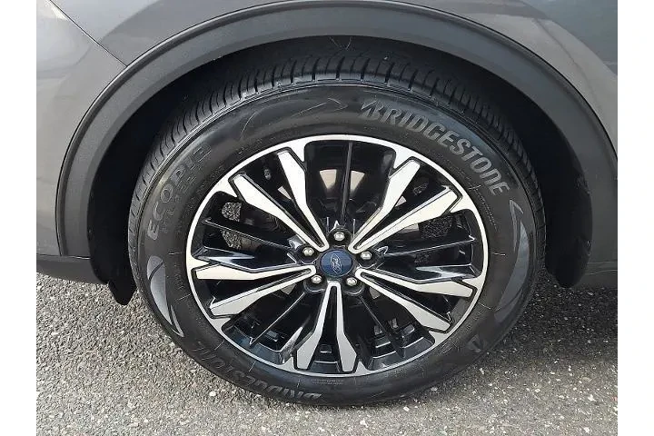 $20997 : Ford Escape 2022 SE 4dr SUV image 10