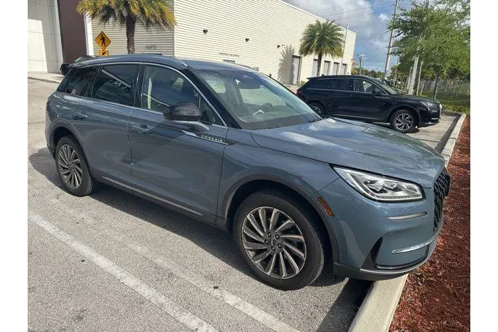 $28990 : Lincoln Corsair 2023 Reserve image 3