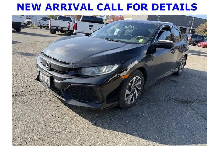 $11500 : Honda Civic 2017 LX 4dr Hatc image 1