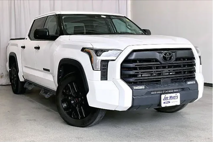 $33161 : Toyota Tundra 2022 4x2 SR5 4 image 1