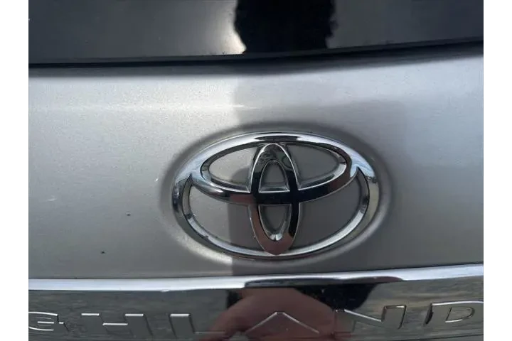 $14999 : Toyota Highlander 2013 Base image 10