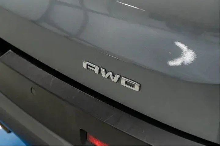 $31264 : GMC Acadia 2022 4x4 AT4 4dr image 4