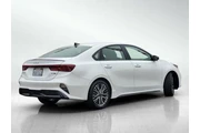 $19716 : Kia Forte 2023 GT-Line 4dr S thumbnail