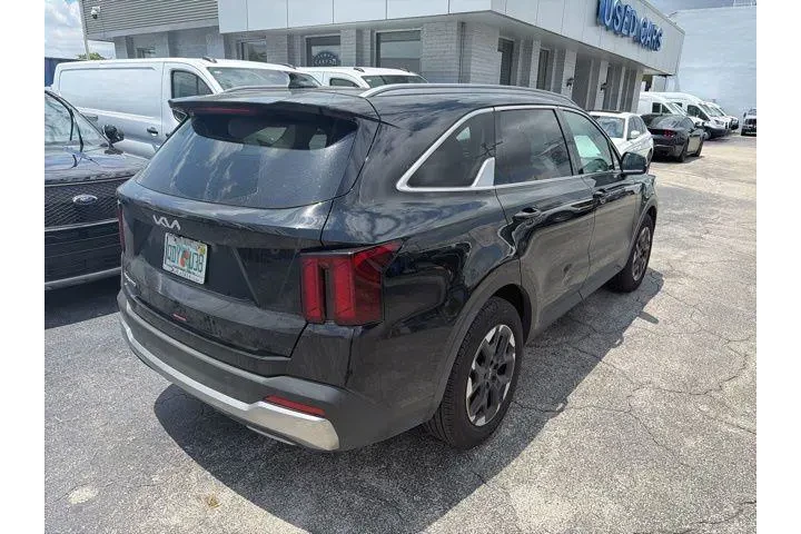 $29990 : Kia Sorento 2025 S 4dr SUV image 5