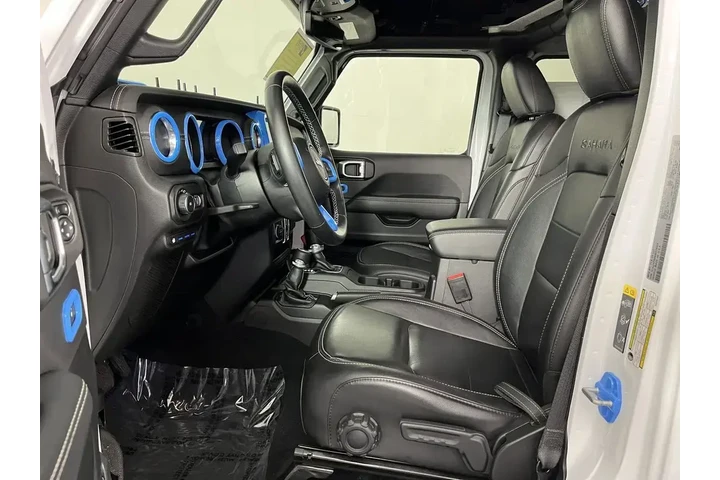 $34996 : Jeep Wrangler Unlimited 2022 image 10