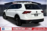 $20188 : Volkswagen Tiguan 2022 SE 4d thumbnail