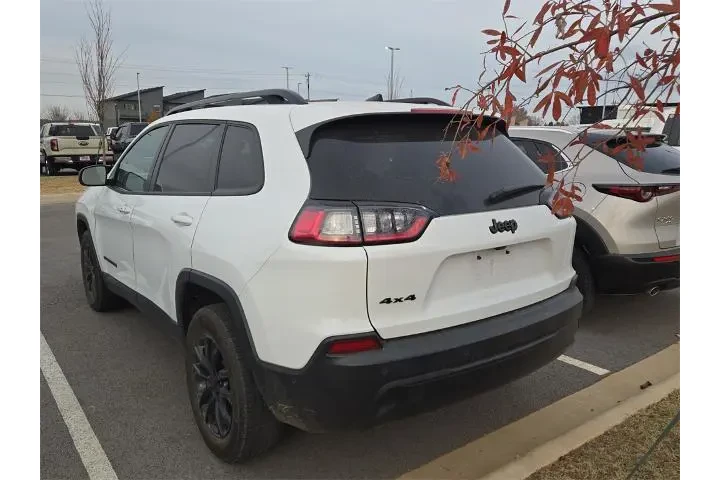 $24000 : Jeep Cherokee 2023 4x4 Altit image 2