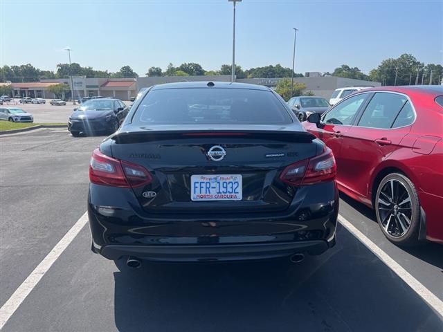 $11990 : PRE-OWNED 2018 NISSAN ALTIMA image 7